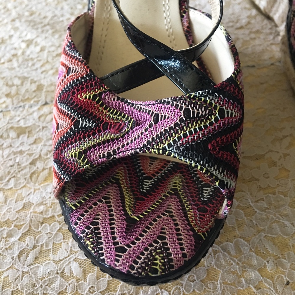 Wedge heels - Picture 3 of 3